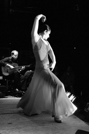 Zhanna Saparova, Flamenco dancer with Al Andaluz at Bar Natasha 7 aug 2008 in Kansas City, Mo