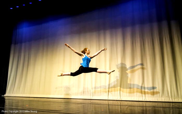 Lily McGonigle in Revolution (Ballet IV & Pointe) - Choreography: Stephanie Whittler