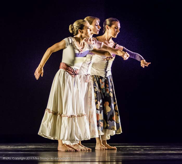 Katie Jenkins, Lisa Thorn-Vinzant, and Paula Weber in "Solemn Vow" by Mary Pat Henry 