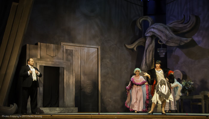 Cendrillon opera Nov 2013 photo by Mike Strong